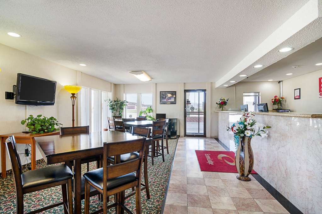 Econo Lodge Mcpherson Εσωτερικό φωτογραφία